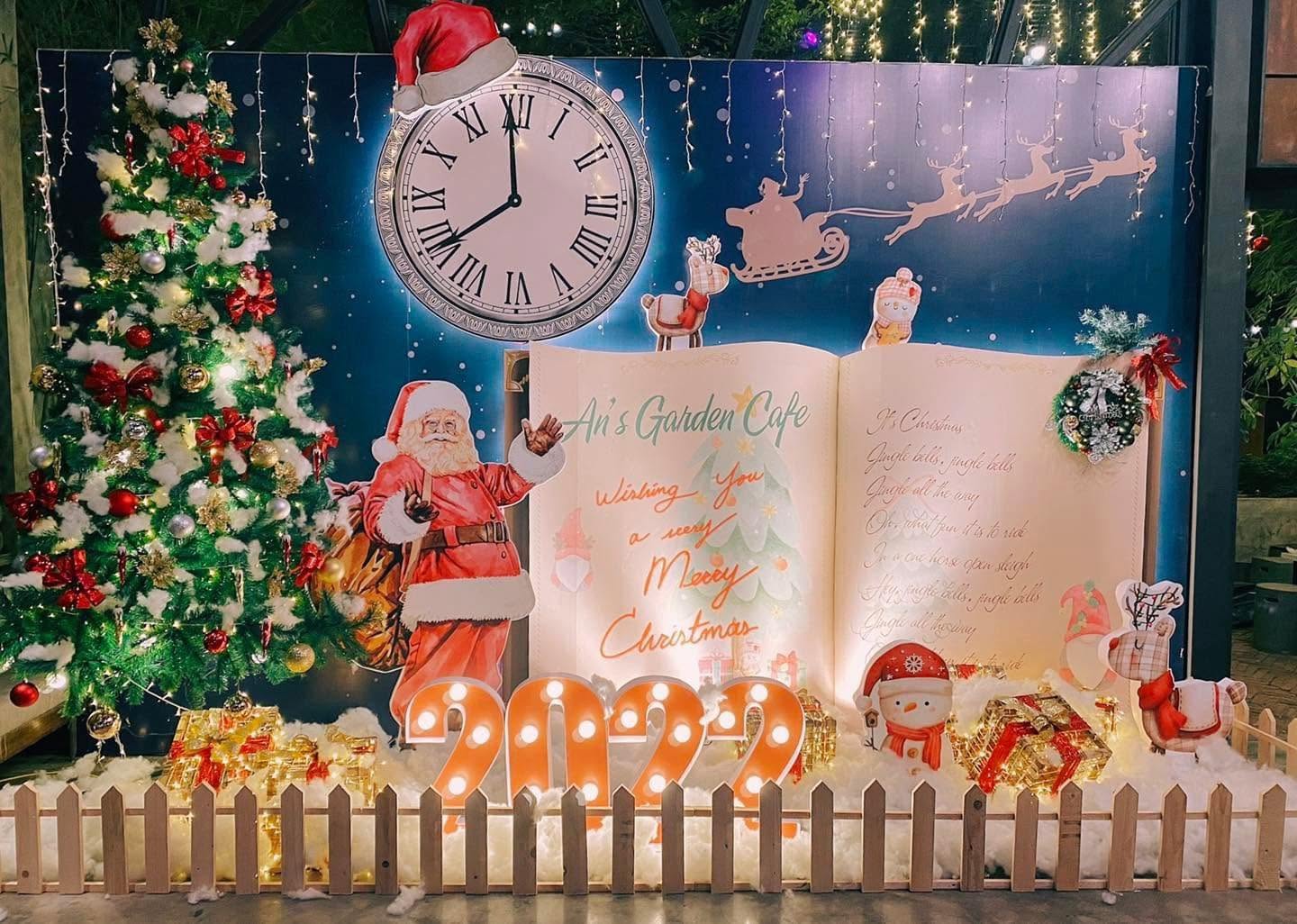 Dịch Vụ Trang Trí Noel Ở Vinhomes Times City